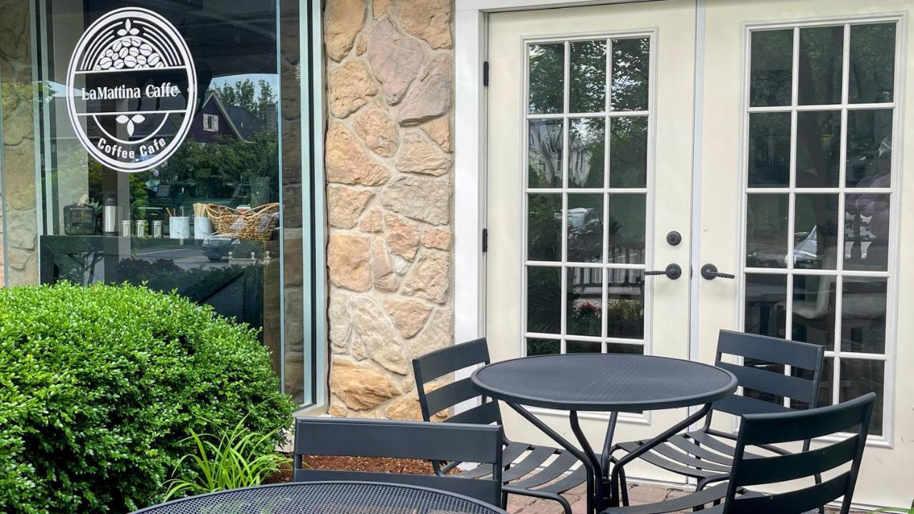 The Inn At Leola Village, A Historic Hotel Of America Exterior foto